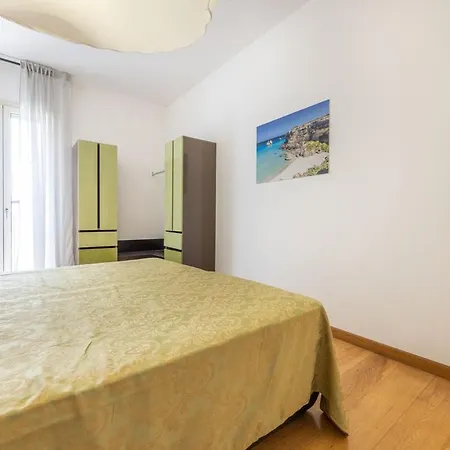 Holiday home Trilocale Corso Italia 24 Piano Terra Con Spazio Esterno *