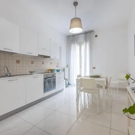 Holiday home Trilocale Corso Italia 24 Piano Terra Con Spazio Esterno Gallipoli