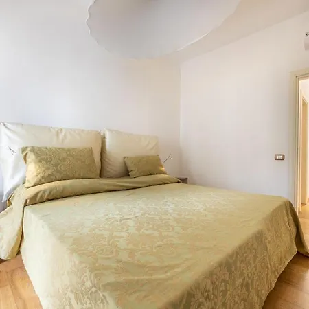 Trilocale Corso Italia 24 Piano Terra Con Spazio Esterno Holiday home Gallipoli
