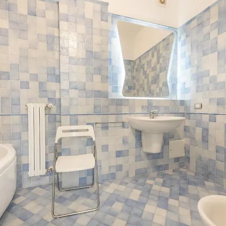 Holiday home Trilocale Corso Italia 24 Piano Terra Con Spazio Esterno